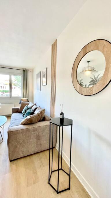 L'Instant Present - Calme & Elegant Proche Gare Apartment Roanne Exterior foto